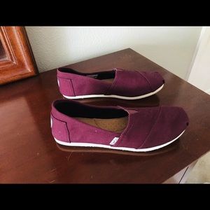 TOMS Alpargarta Canvas; burgundy